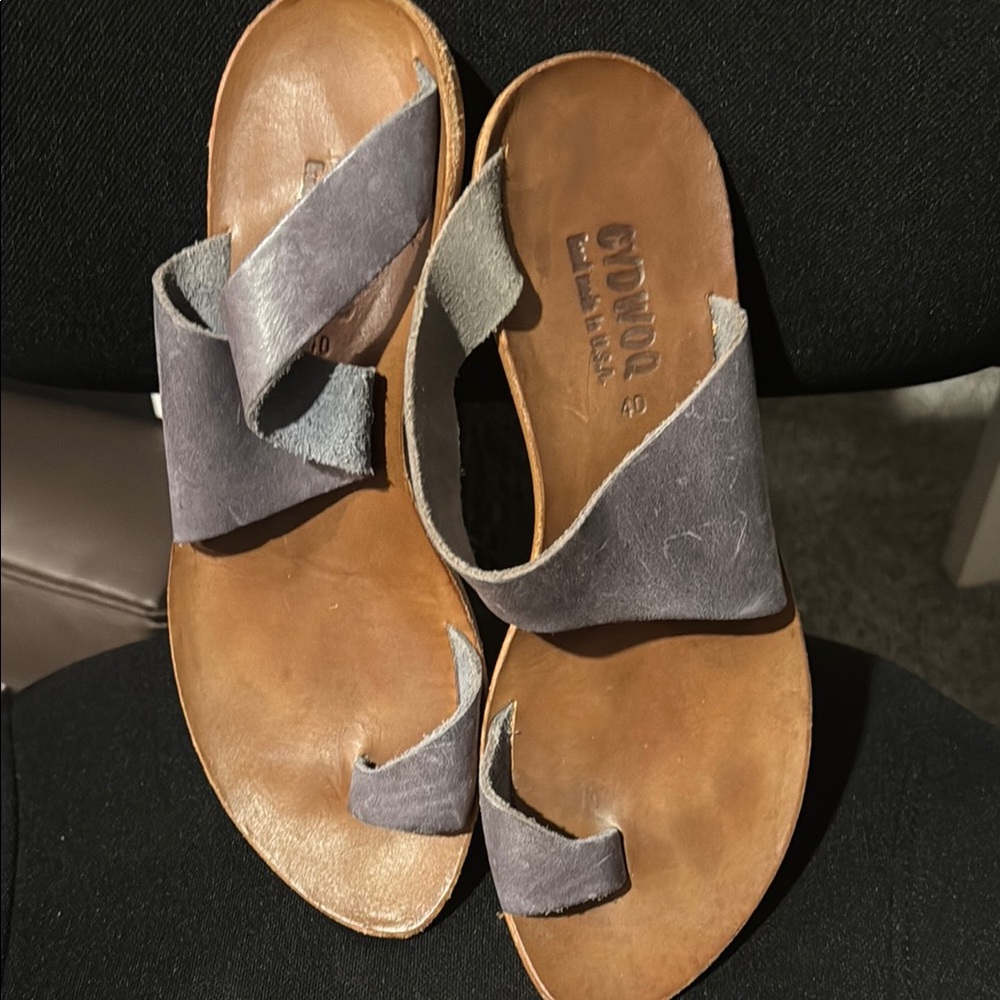 Gypsy02 Women's Gray Leather Sandals